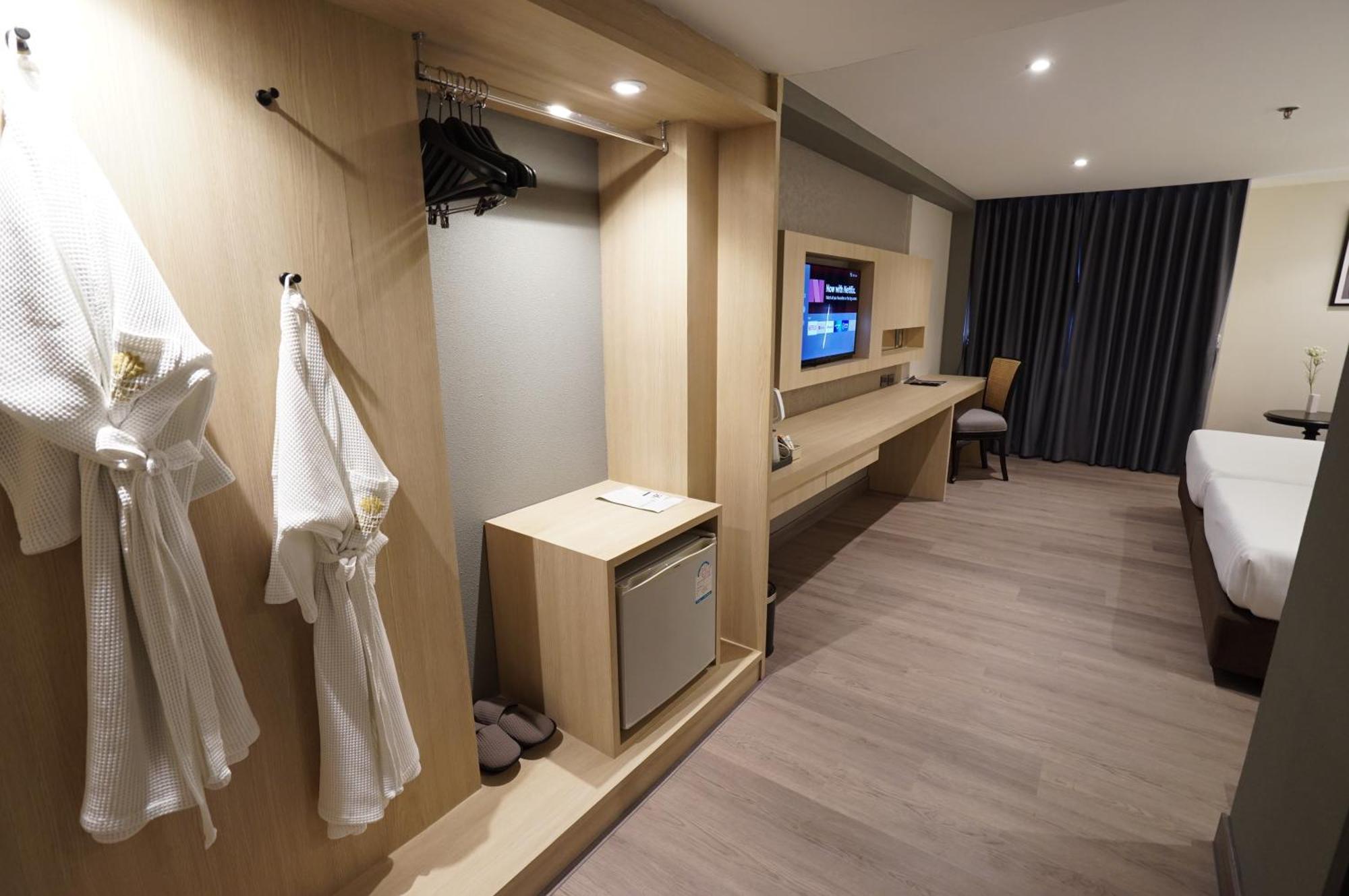 King Park Avenue Hotel Bangkok Ngoại thất bức ảnh