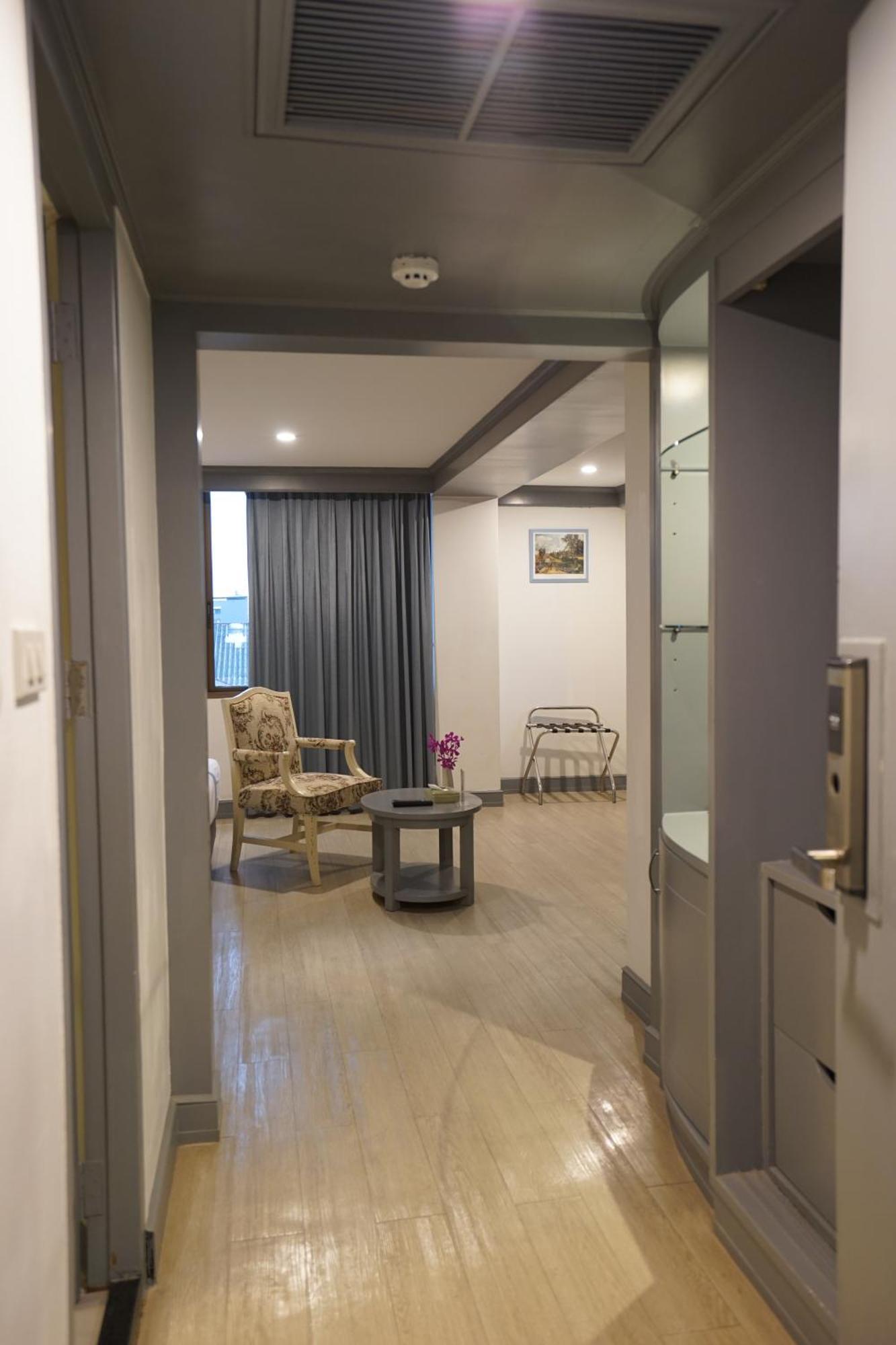 King Park Avenue Hotel Bangkok Ngoại thất bức ảnh